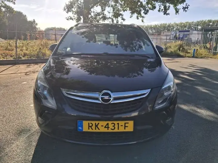 Opel Zafira 2012 photo 2
