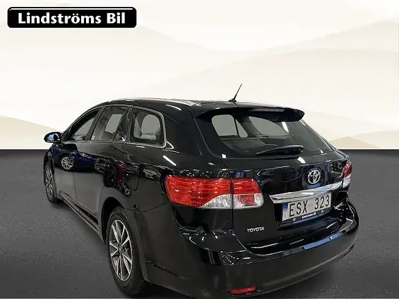 Toyota Avensis 2013 photo 4