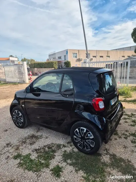 Smart Fortwo 2016 photo 2