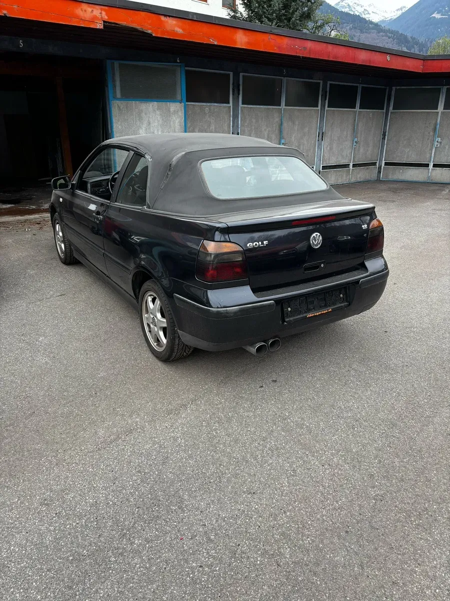Volkswagen Golf 1999 photo 2