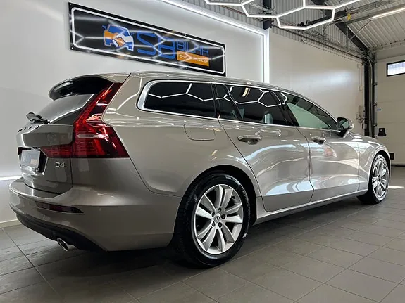 Volvo V60 2019 photo 5