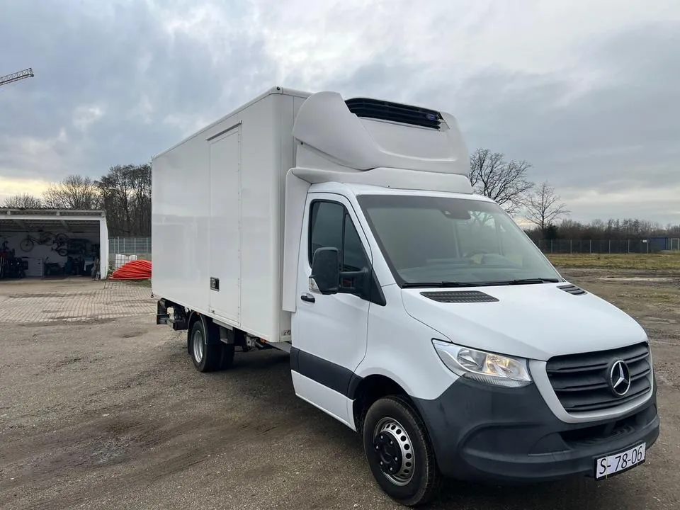 Mercedes-Benz Sprinter 906