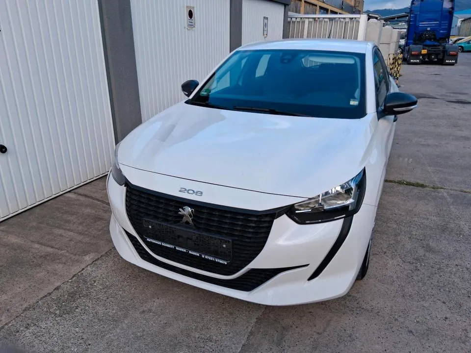 Peugeot 208
