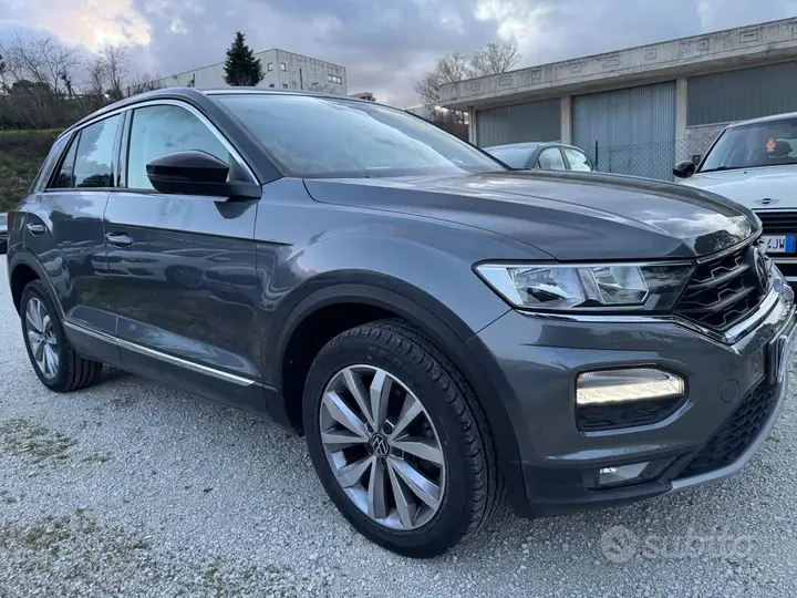 Volkswagen T-Roc 2021 photo 3