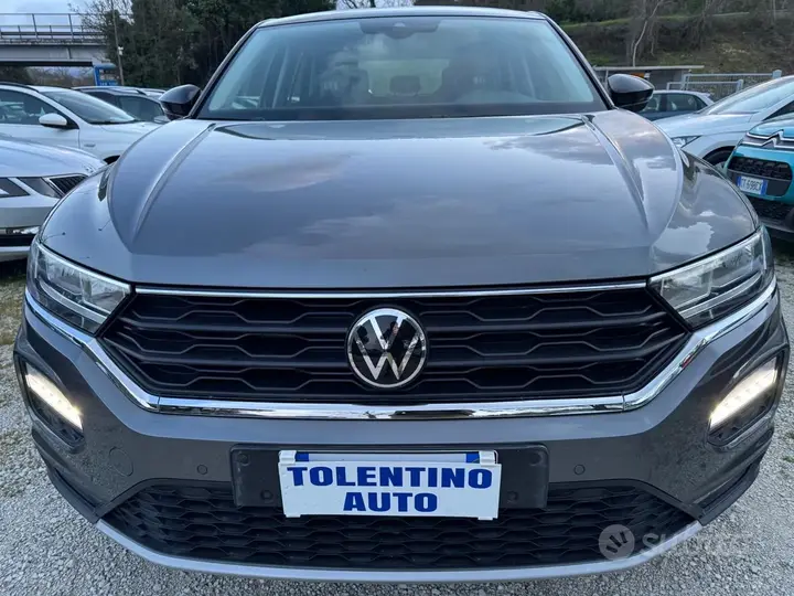 Volkswagen T-Roc 2021 photo 2