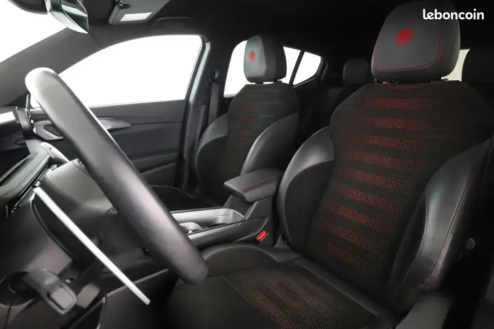 Alfa Romeo Tonale 2023 photo 5