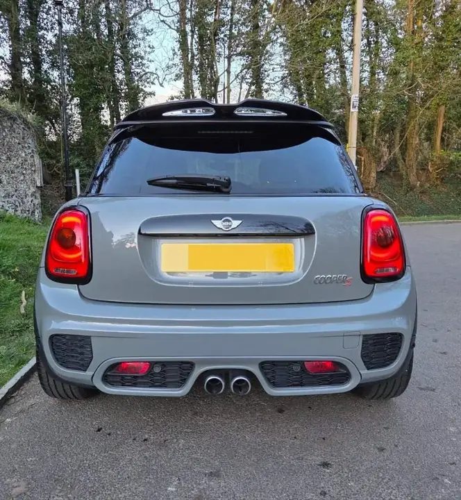 Mini Cooper S 2018 photo 3