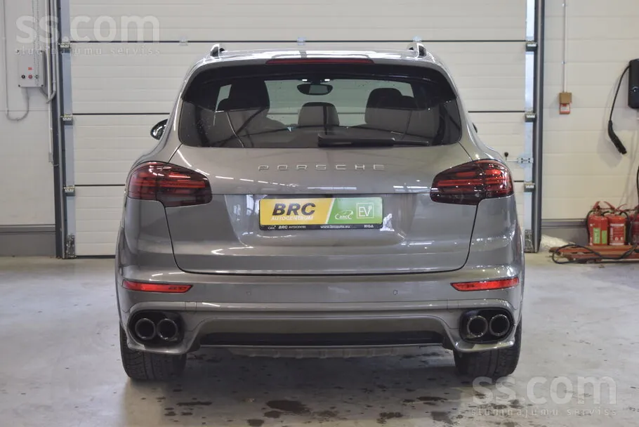 Porsche Cayenne 2016 photo 4