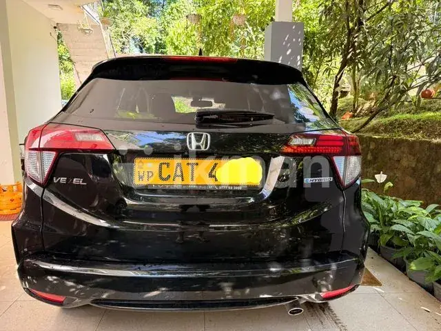 Honda Vezel 2017 photo 2