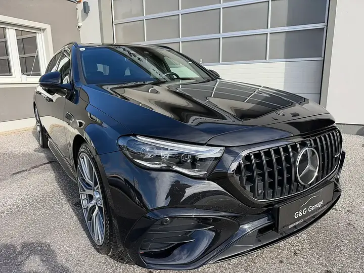 Mercedes-Benz E-Class 2024 photo 2