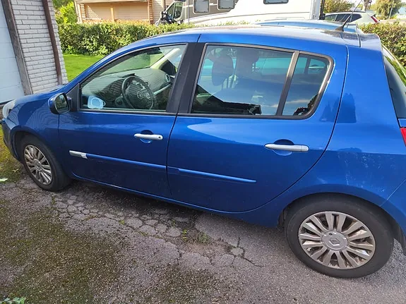 Renault Clio 2009 photo 5