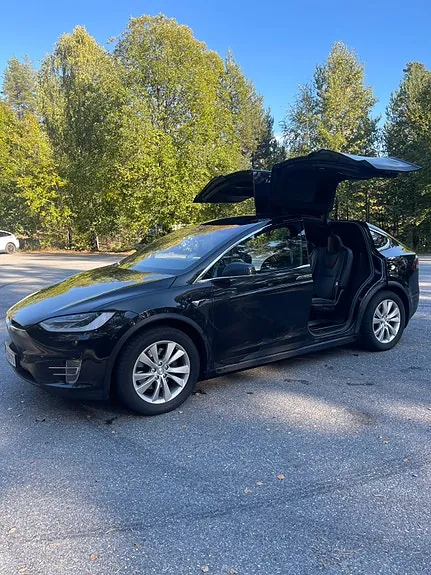 Tesla Model X 2018 photo 3