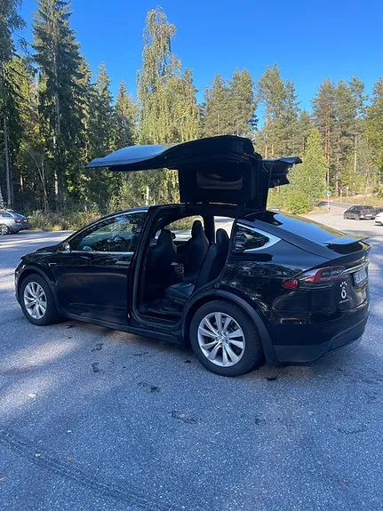 Tesla Model X 2018 photo 4