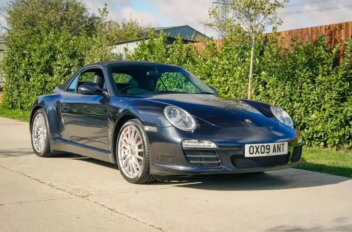 Porsche 911 2009 photo 2