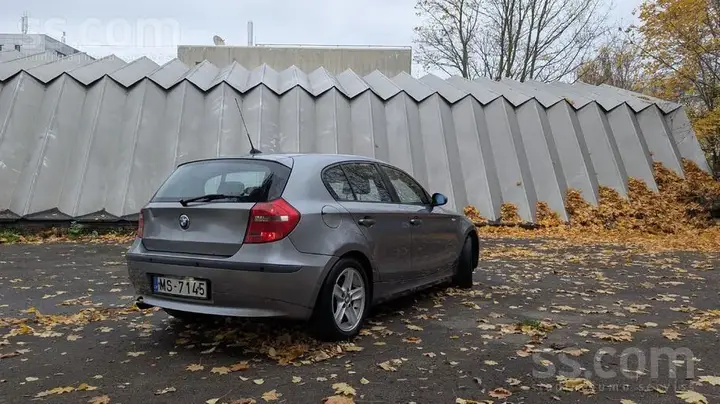 BMW 118 2008 photo 3