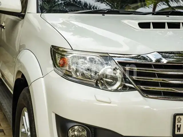 Toyota Fortuner 2014 photo 4