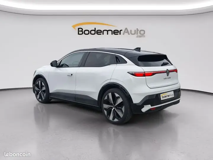 Renault Megane 2022 photo 3