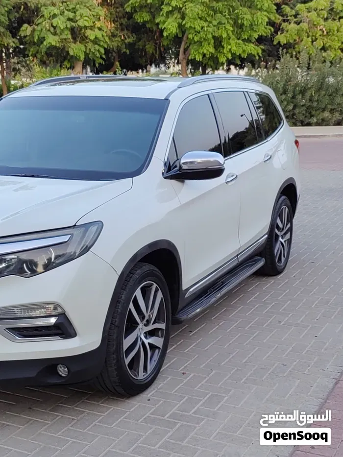 Honda Pilot 2017 photo 2
