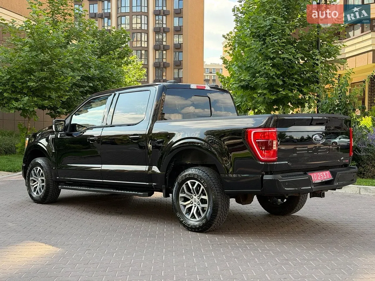 Ford F-150 2021 photo 3