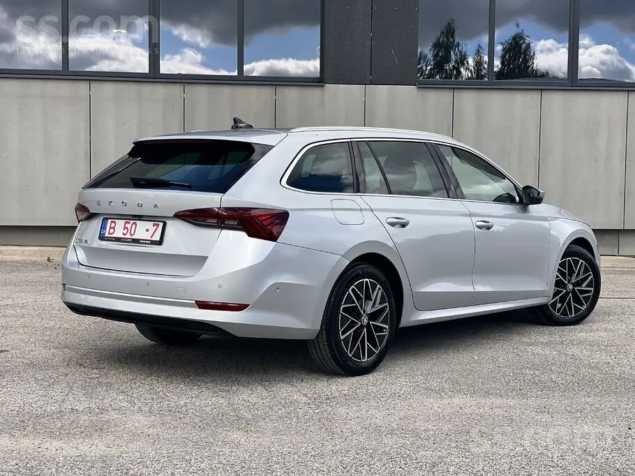 Skoda Octavia 2023 photo 4