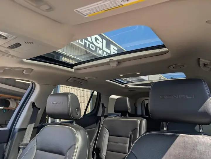 GMC Acadia 2018 photo 5
