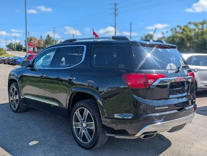 GMC Acadia 2018 photo 3