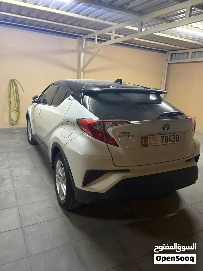 Toyota C-Hr 2019 photo 3