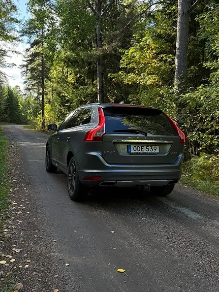 Volvo Xc60 2017 photo 2