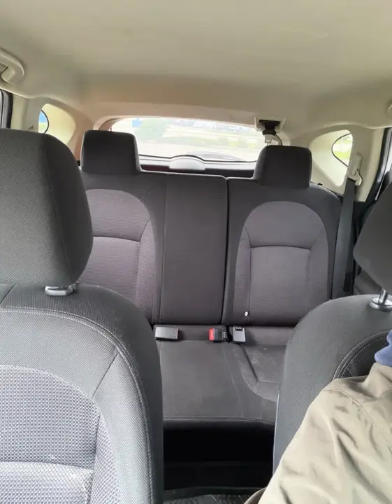 Nissan Rogue 2011 photo 2