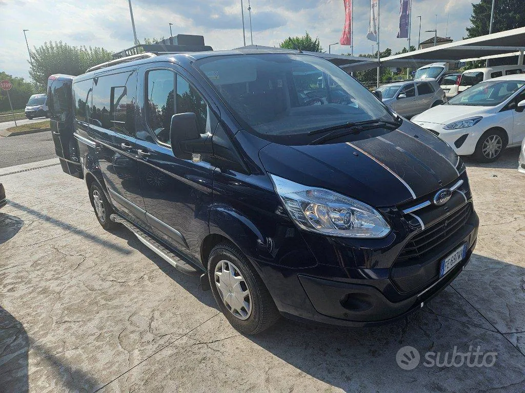 Ford Tourneo Custom 2016 photo 2