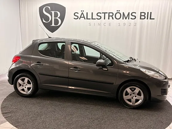 Peugeot 207 2010 photo 2
