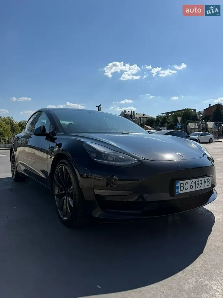 Tesla Model 3 2021 photo 4