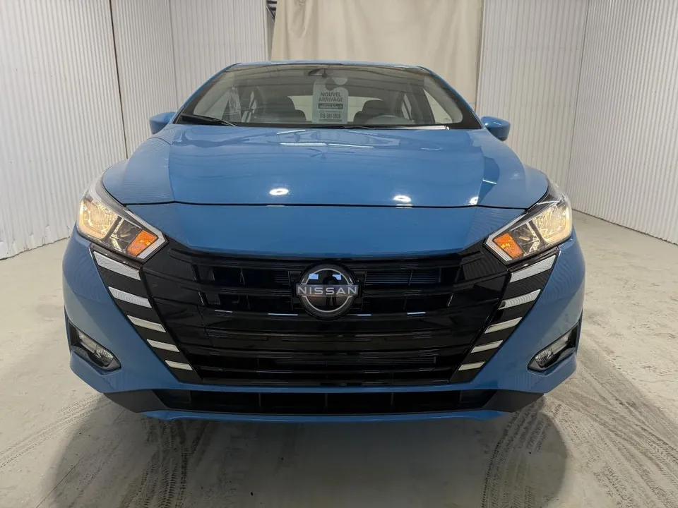 Nissan Versa 2025 photo 2