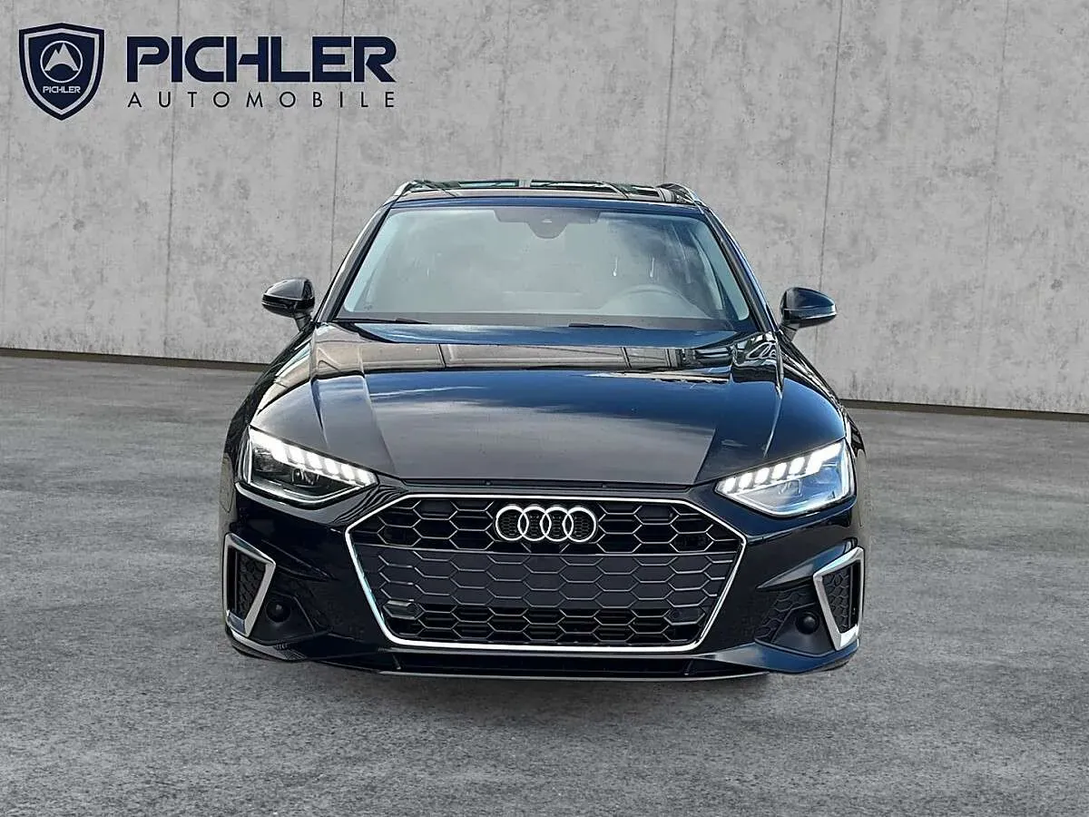 Audi A4 2023 photo 2