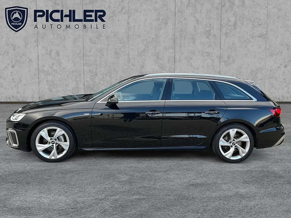 Audi A4 2023 photo 3