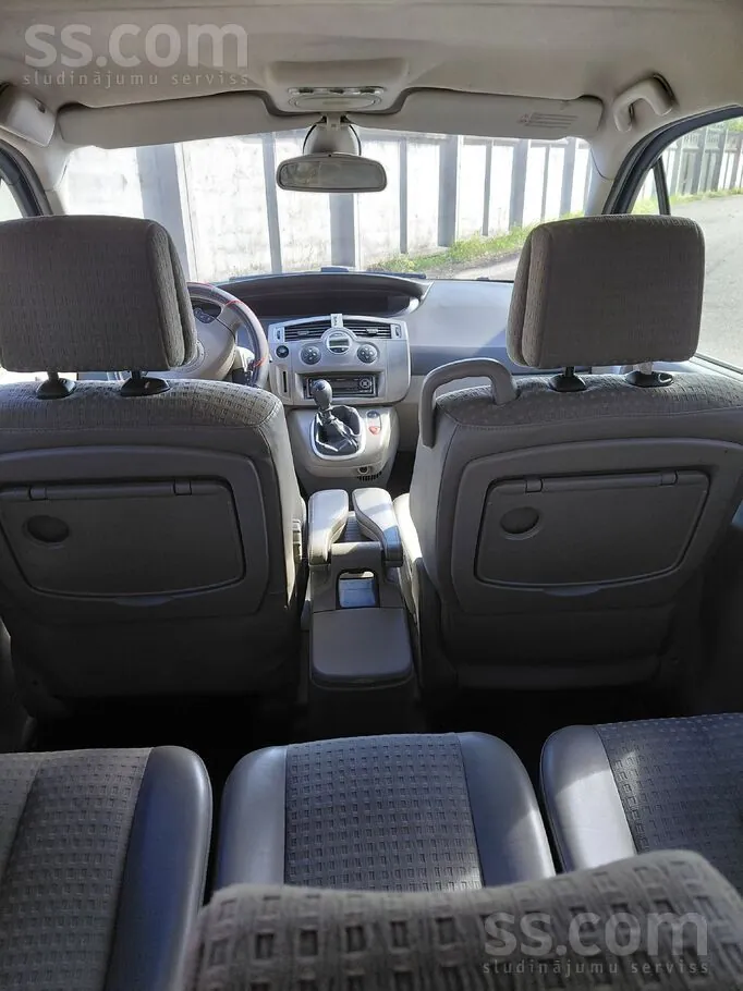 Renault Scenic 2004 photo 3
