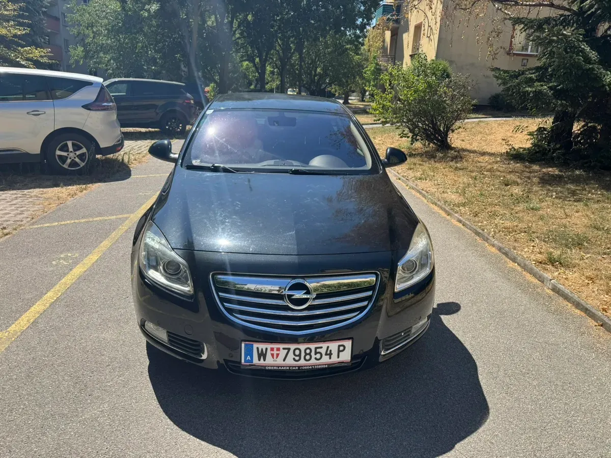 Opel Insignia 2010 photo 3