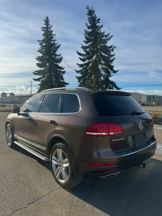 Volkswagen Touareg 2013 photo 3
