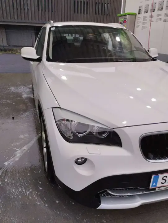 BMW X1 2012 photo 2