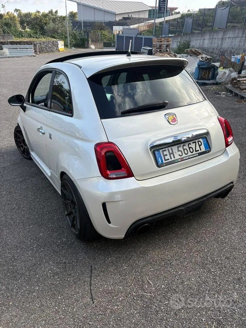 Abarth 595 2011 photo 5