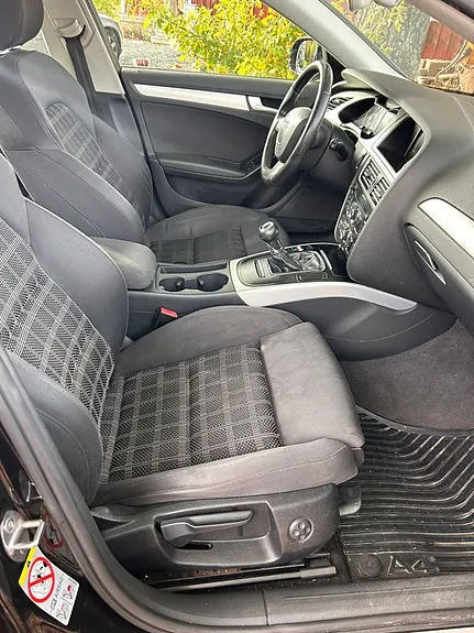 Audi A4 2010 photo 5