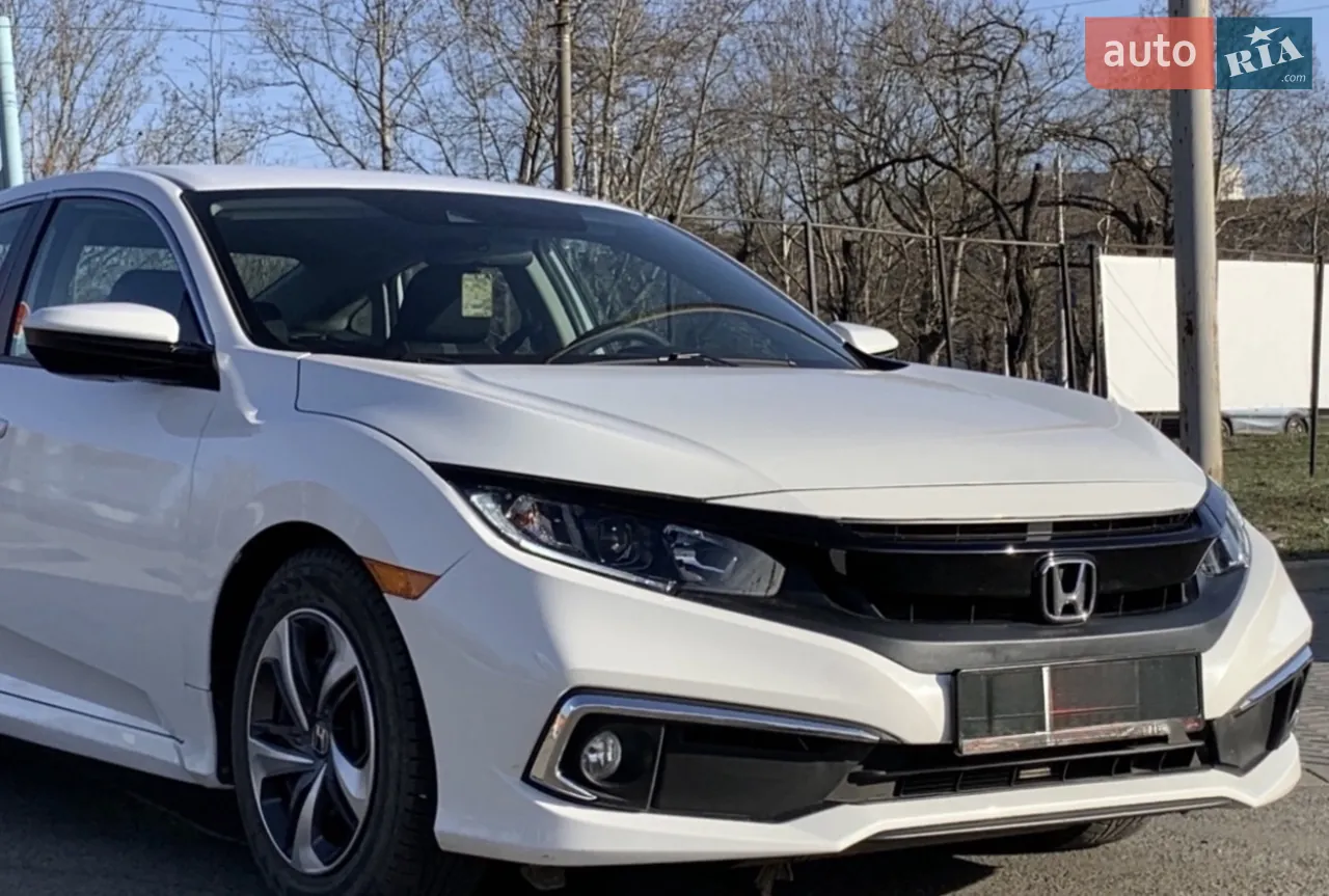 Honda Civic 2020 photo 4