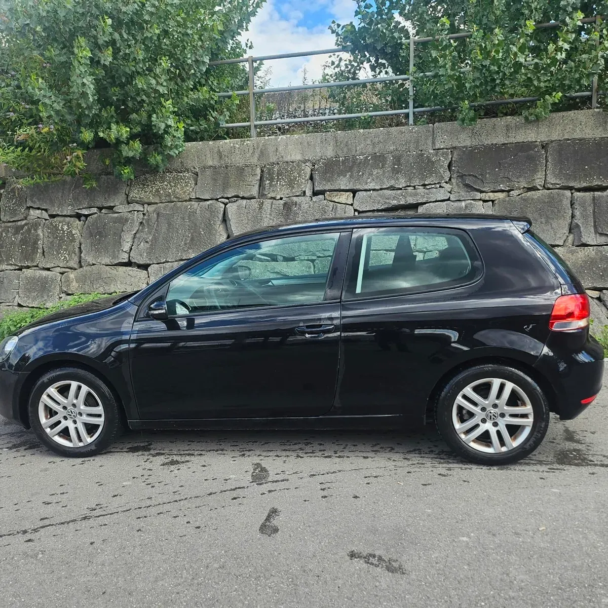 Volkswagen Golf 2009 photo 2