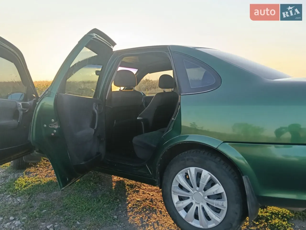 Opel Vectra 1996 photo 3