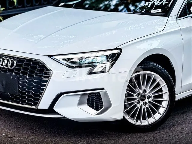 Audi A3 2023 photo 3
