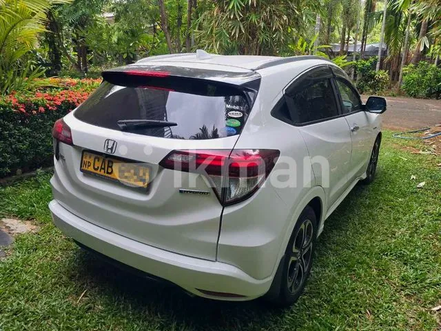 Honda Vezel 2014 photo 2
