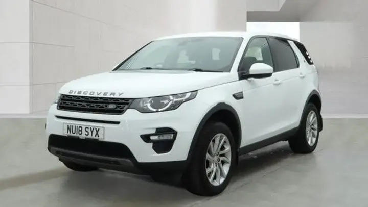 Land Rover Discovery Sport 2018 photo 4
