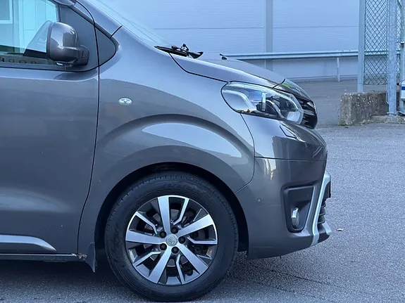 Toyota Proace 2019 photo 2
