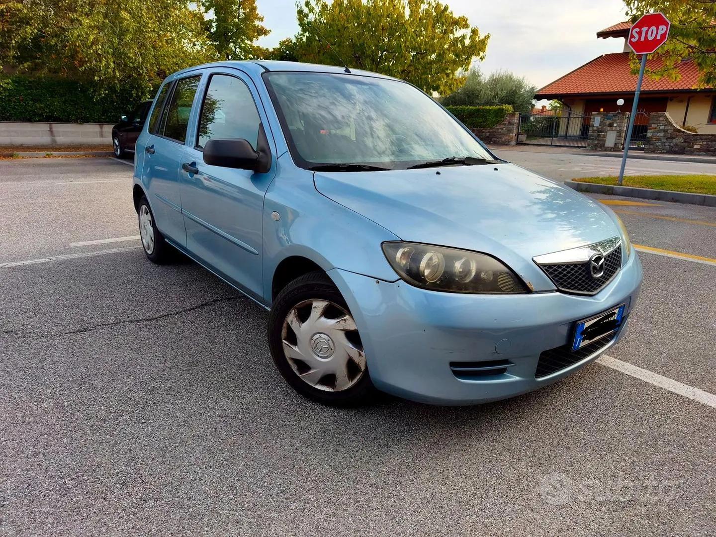 Mazda 2