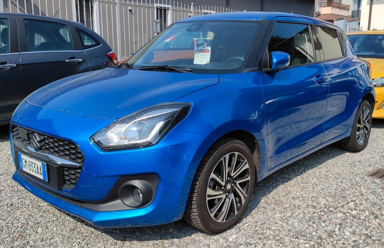Suzuki Swift 2022 photo 2